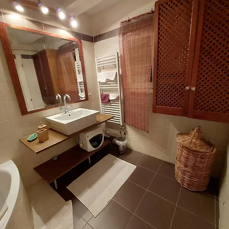 Apartment Queen Zita Apt 130 M2 Near Chain Bridge *
