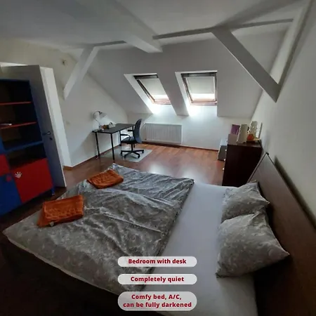 Queen Zita 130 M2 Near Chain Bridge * بودابست