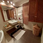 公寓 Queen Zita 130 M2 Near Chain Bridge *